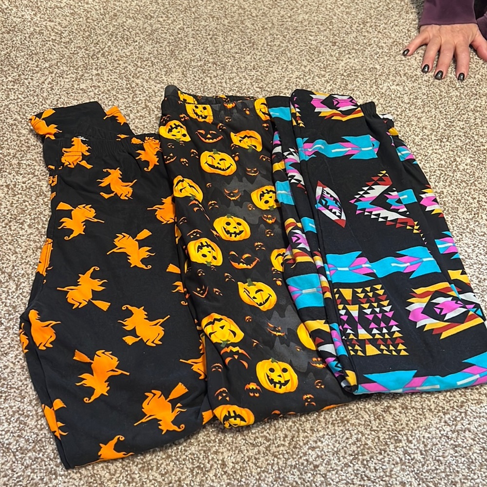 Pack of 3 printed leggings.